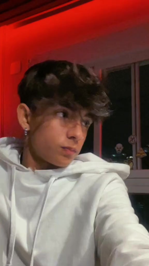 @&Aacute;ngel