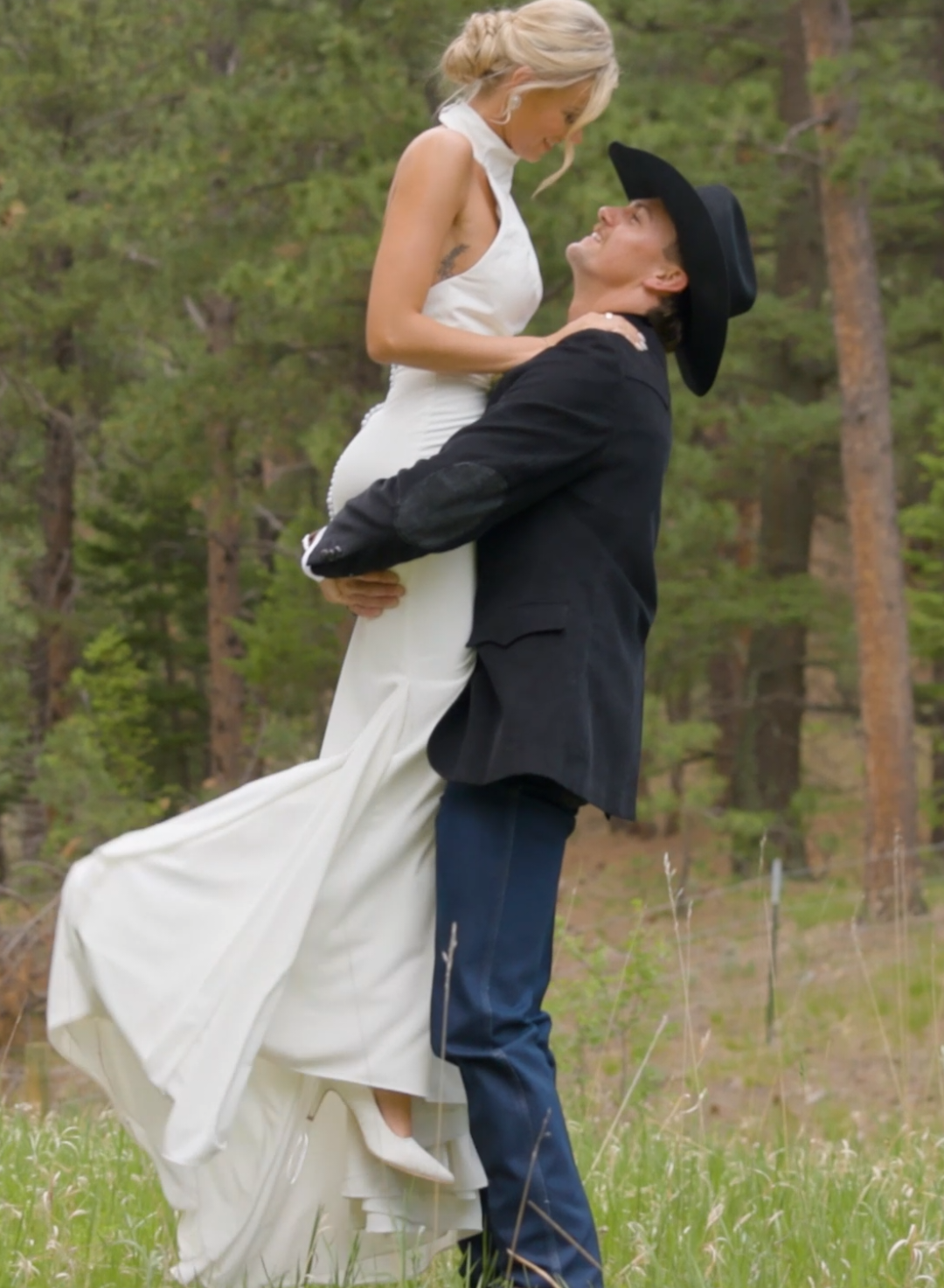 @TOAST WEDDINGS