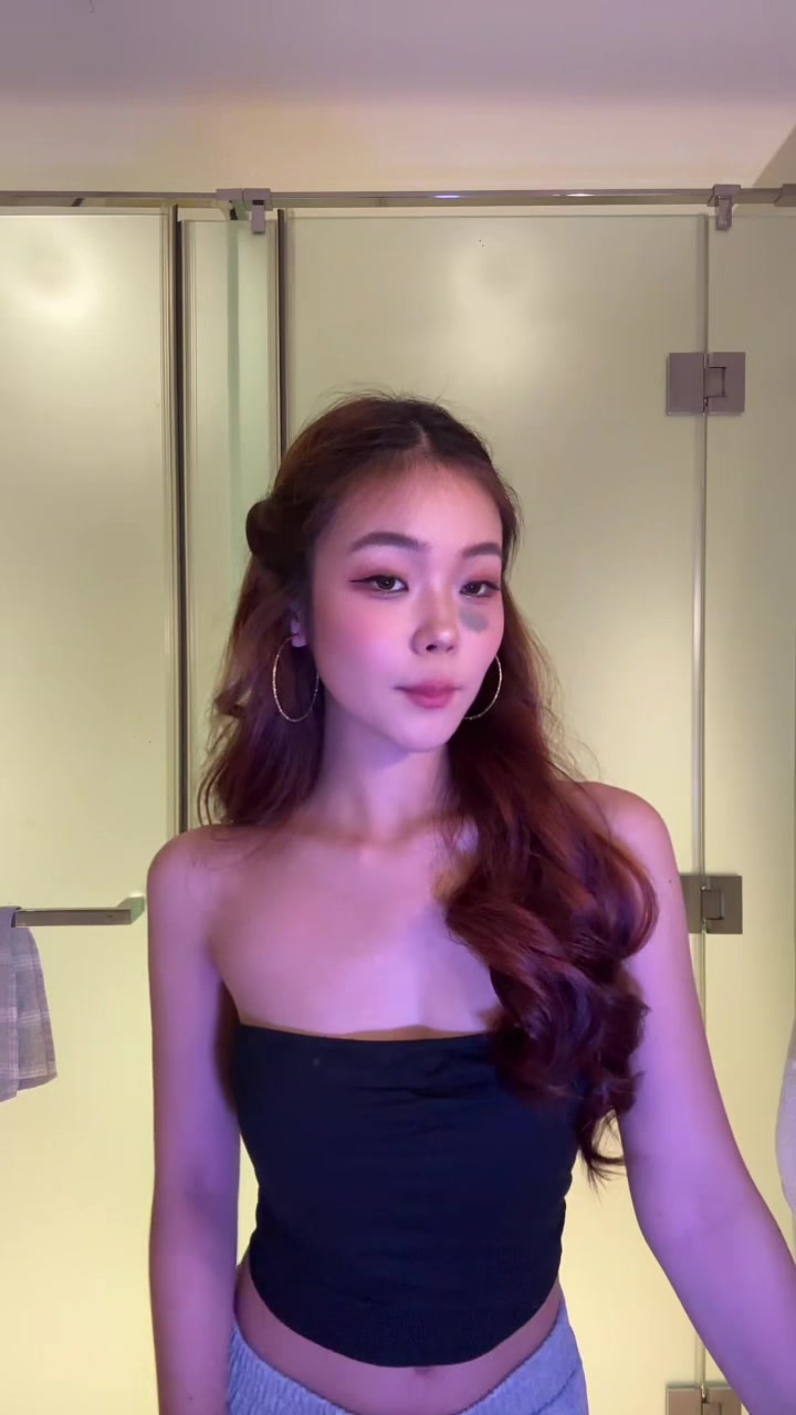 @Ms. Elle