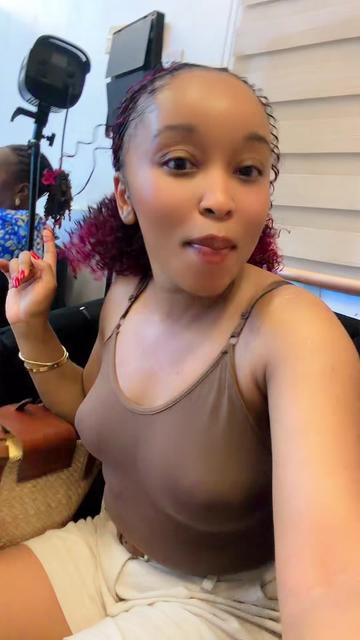 @PEARL_LIZY❣️