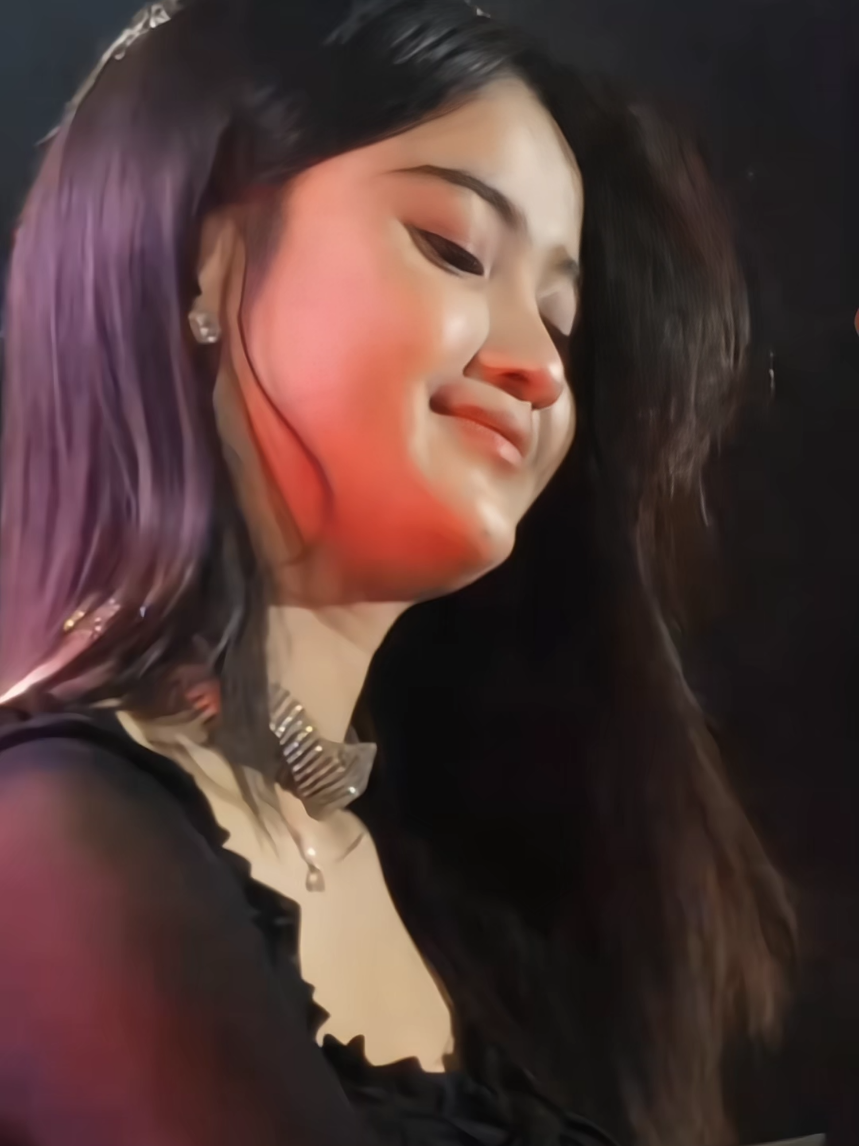 @𝙯𝙤𝙣𝙖_𝙢𝙪𝙨𝙞𝙘𝙃𝘿