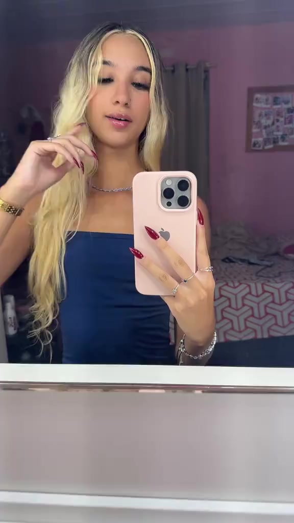 @Raphaela🎀