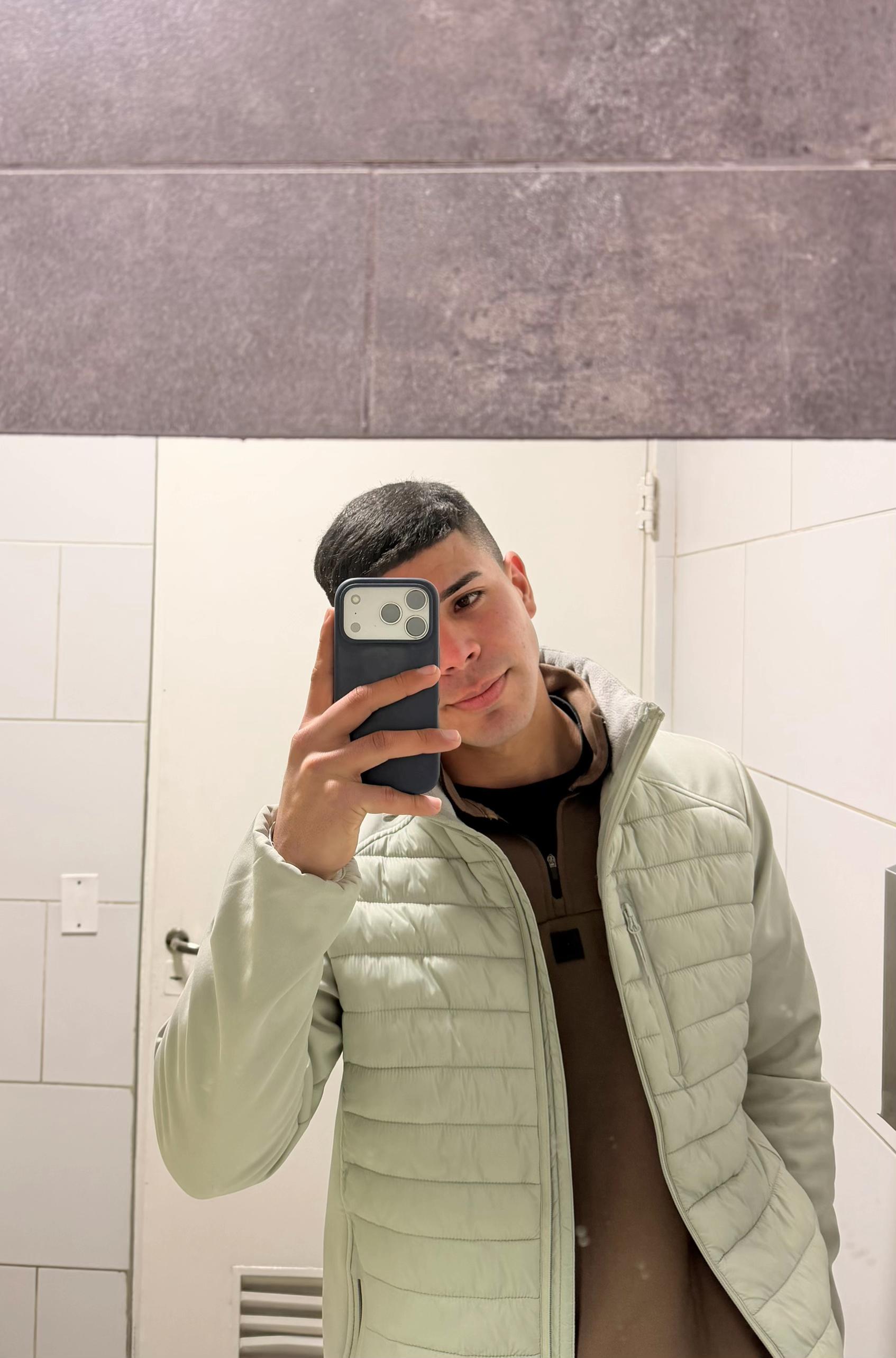 @Elian 🦂