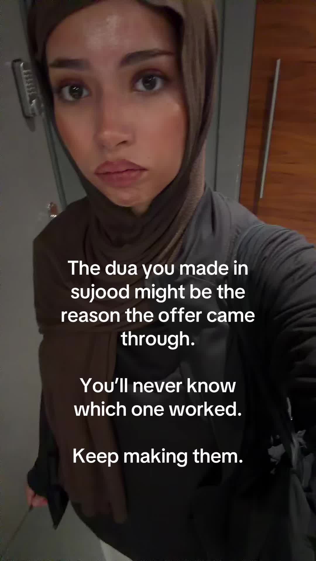 @𝓎𝑜𝓊𝓇𝓈, 𝒜