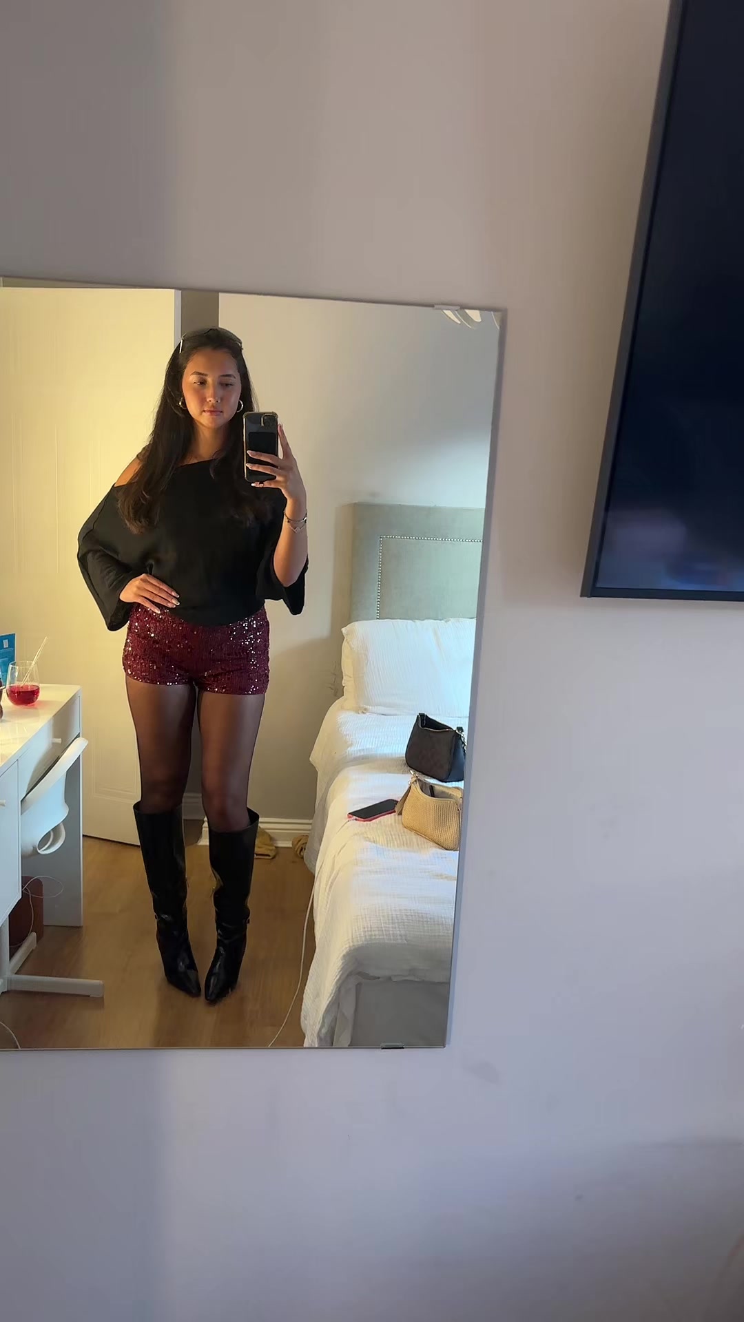 @AlisaraFitz