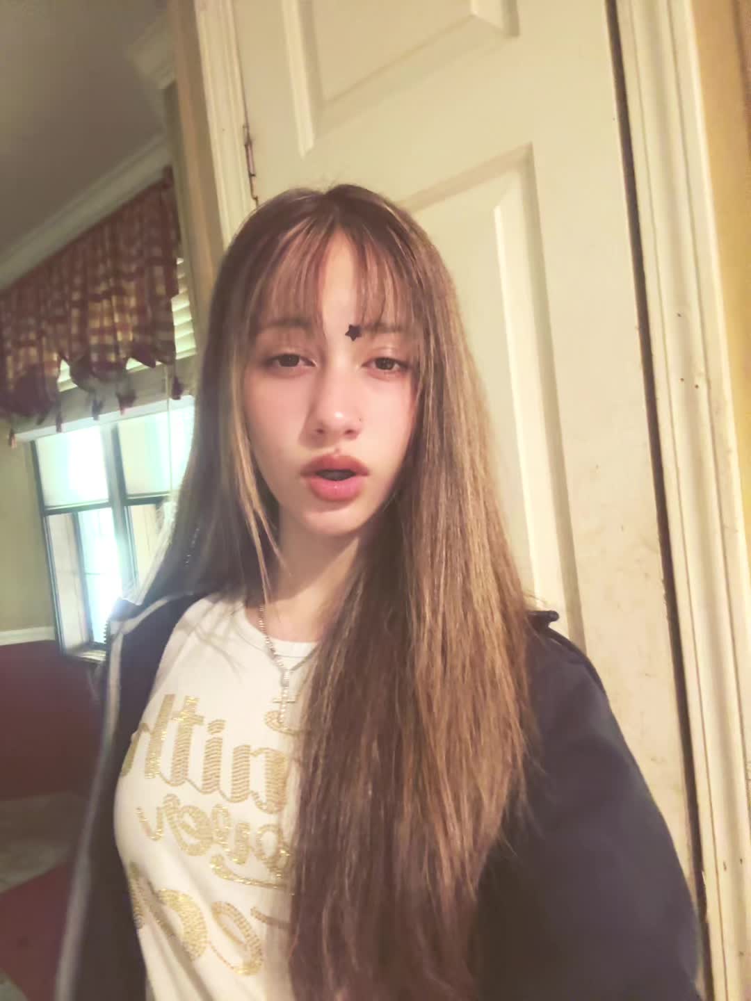 @𝒮ℯ𝓁𝒾𝒶🌺