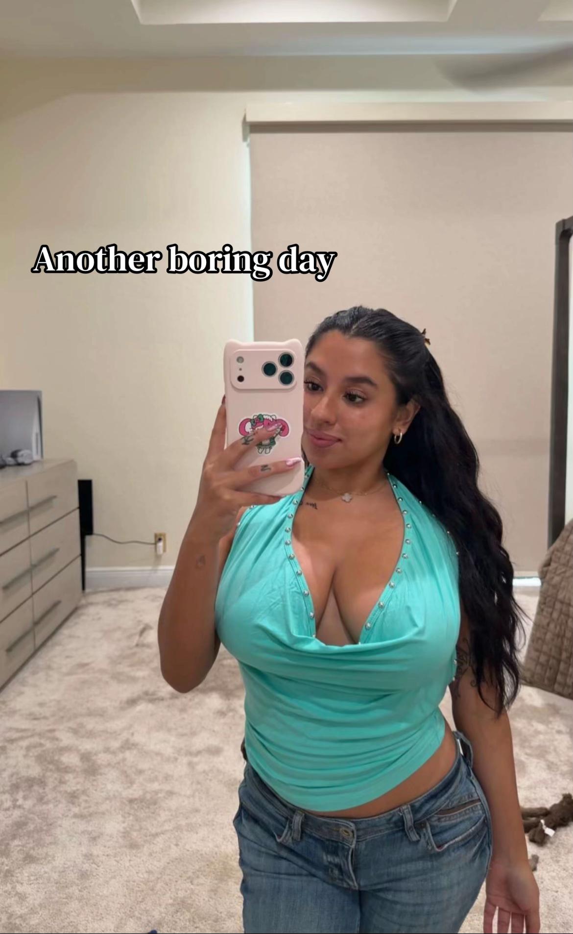 @Anita Sophia