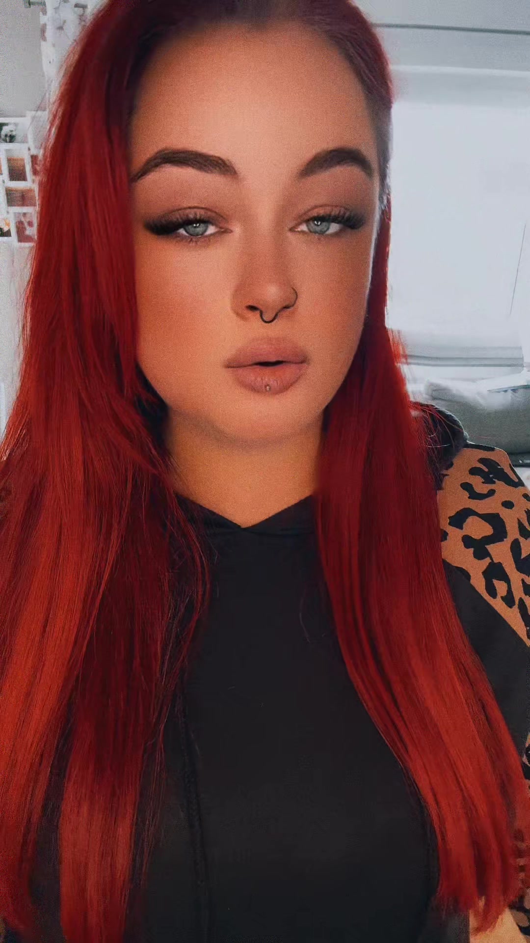 @𝕕𝕚𝕖.𝕗𝕒𝕣𝕚𝕟𝕒