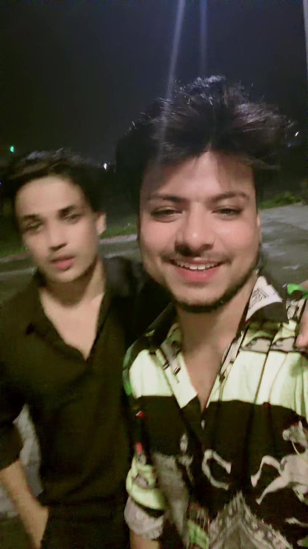 @Max Ovi Riaz
