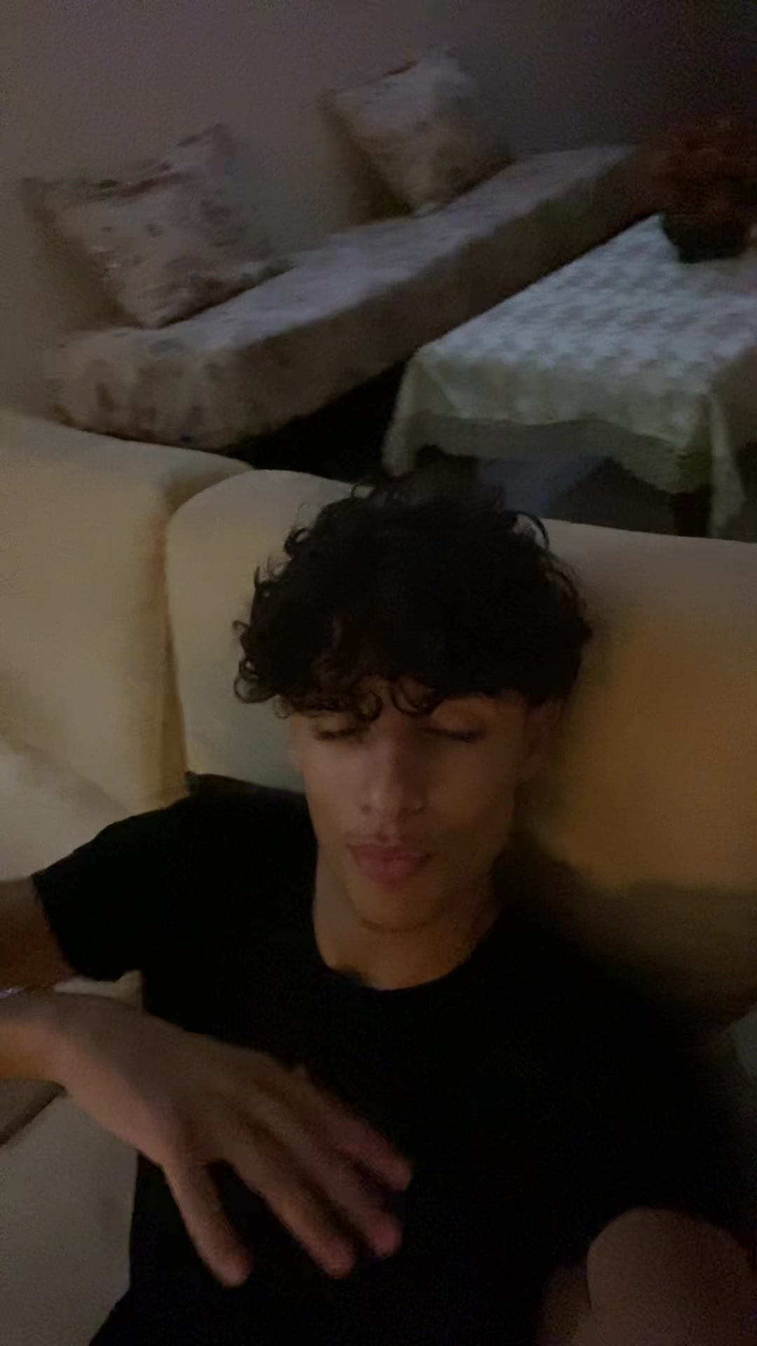 @🤠