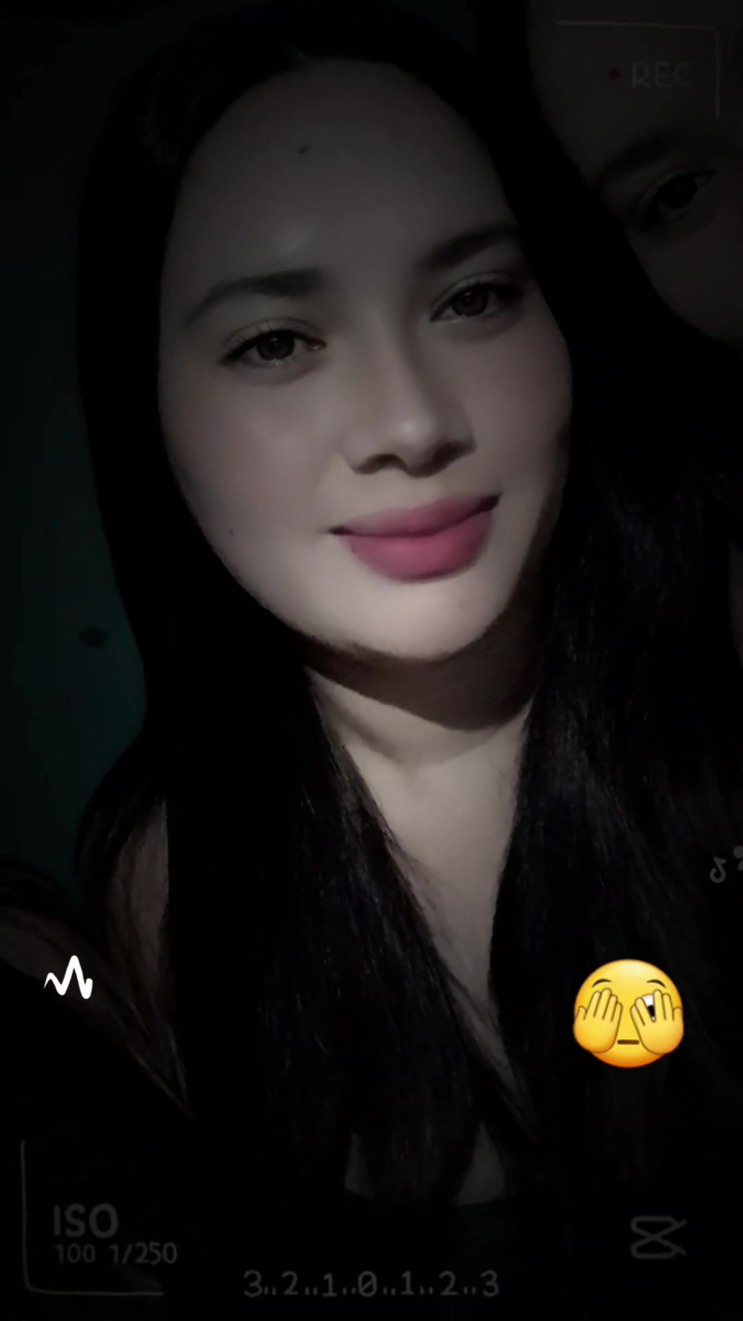 @Rosii🦋