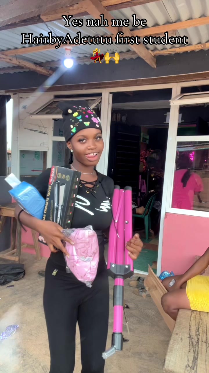 @HAIRSTYLIST IN IGBOOLOMU IKD