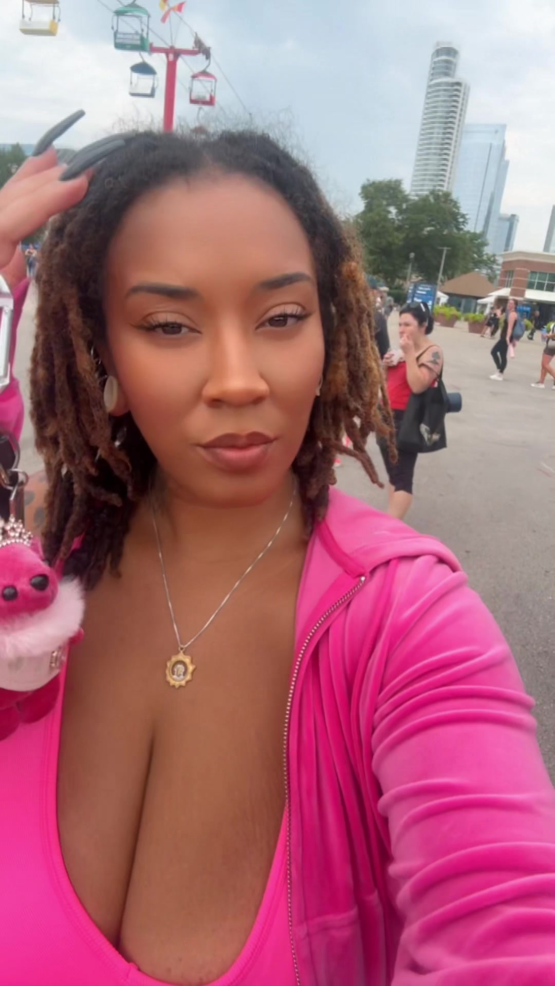 @Jasmine_Beenraw