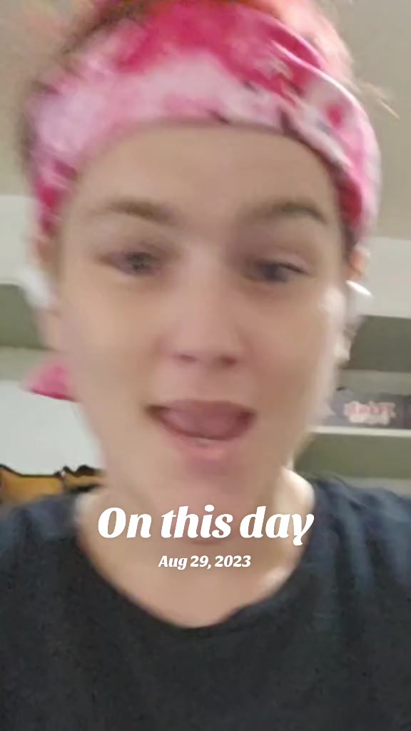 @pineappleonpizza