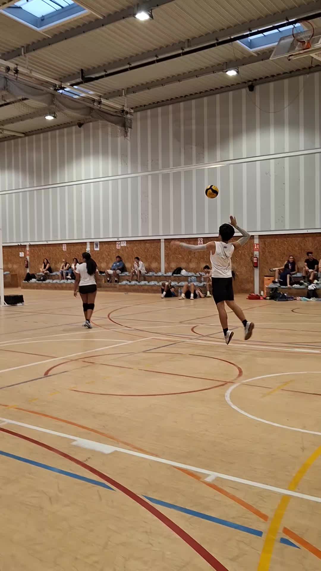 @🏐💙❤️