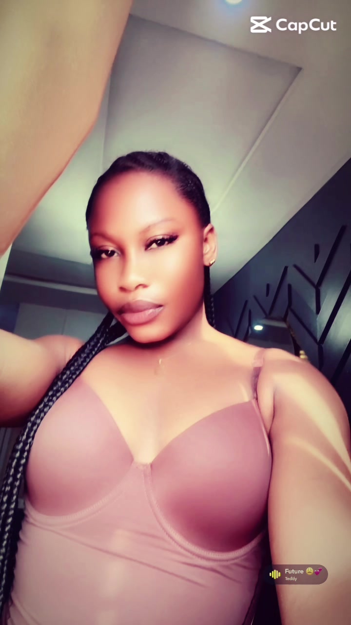 @DUNNi🛍️🌹🌺