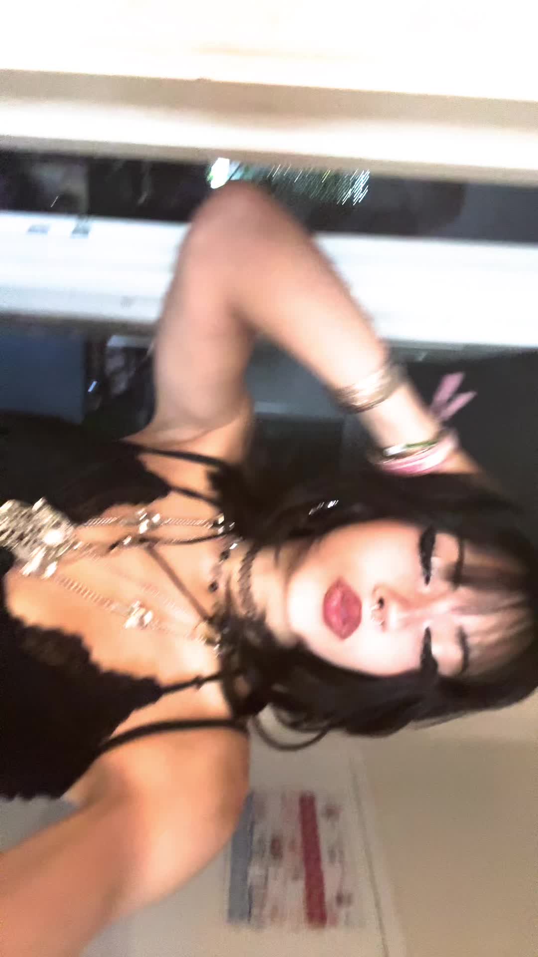 @𝔈𝔦𝔩𝔴𝔢𝔫 ༒🎶