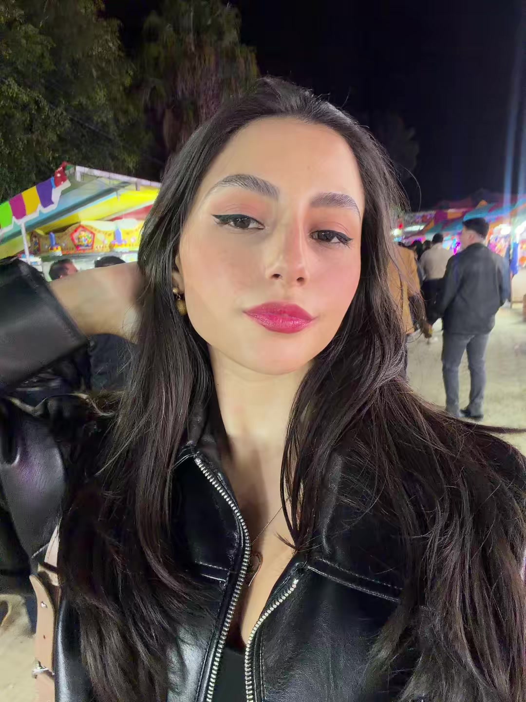 @Mariangeles W
