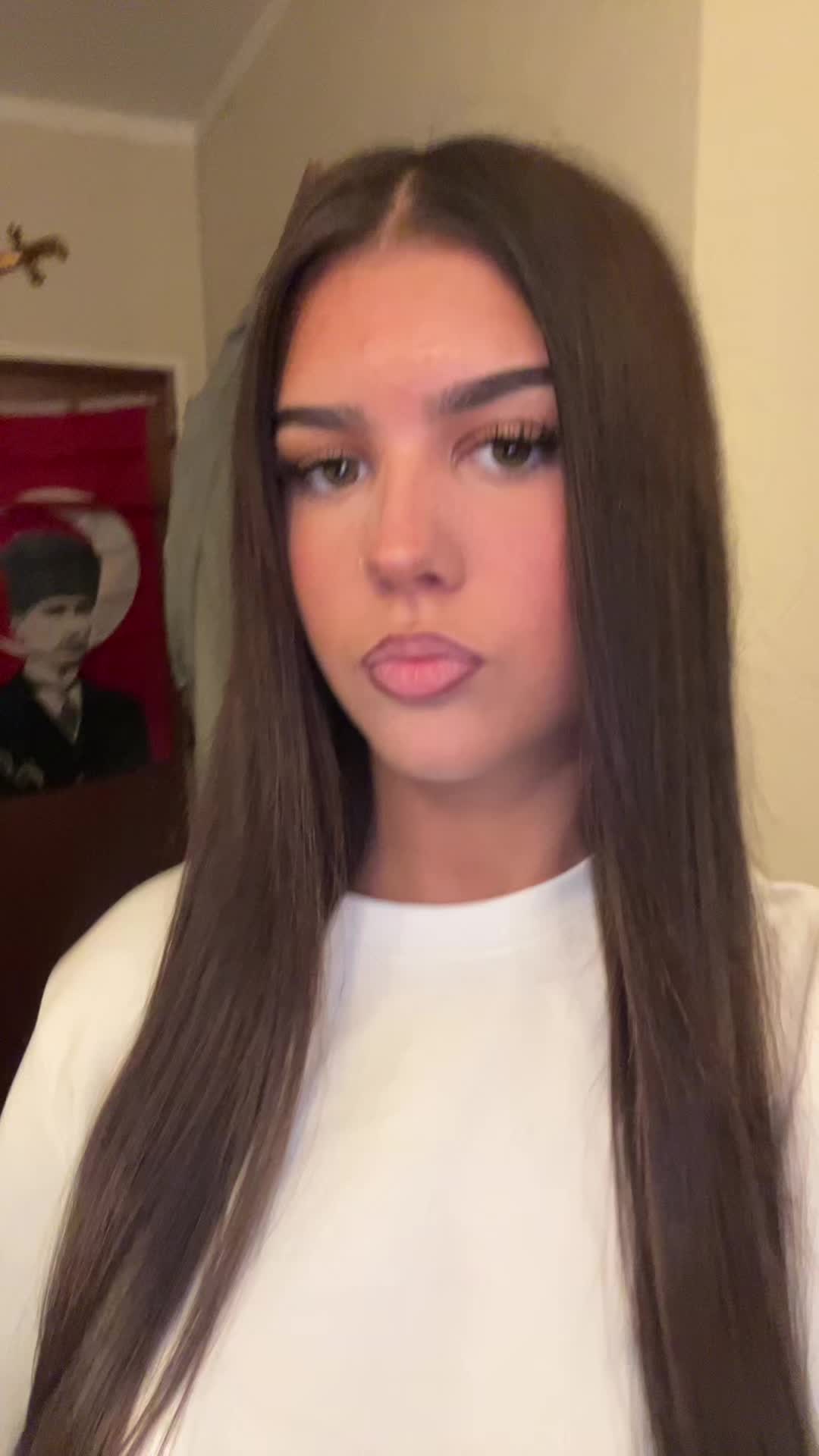 @𝐌𝐞𝐥