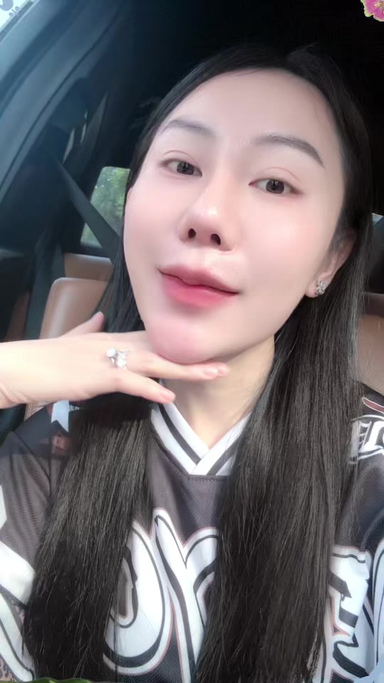 @Jang🦋