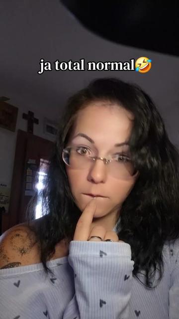 @Juliadarkfee