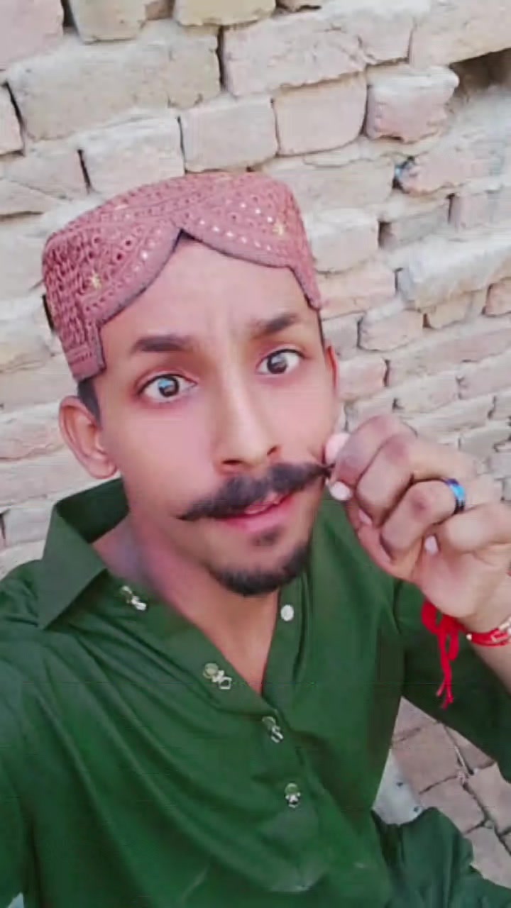 @Shahrukh jaan 56