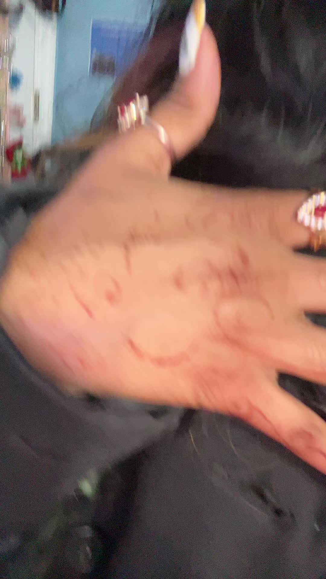 @mon
