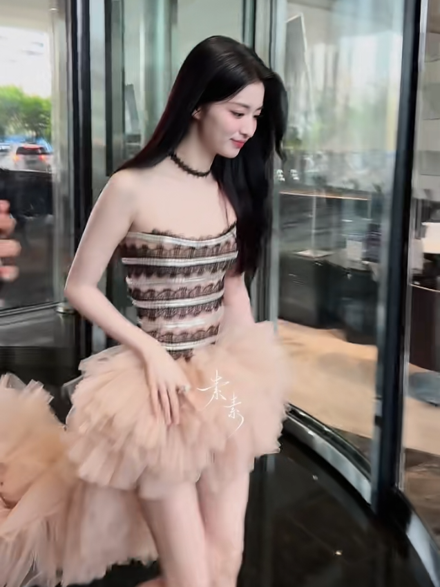 @Yanie