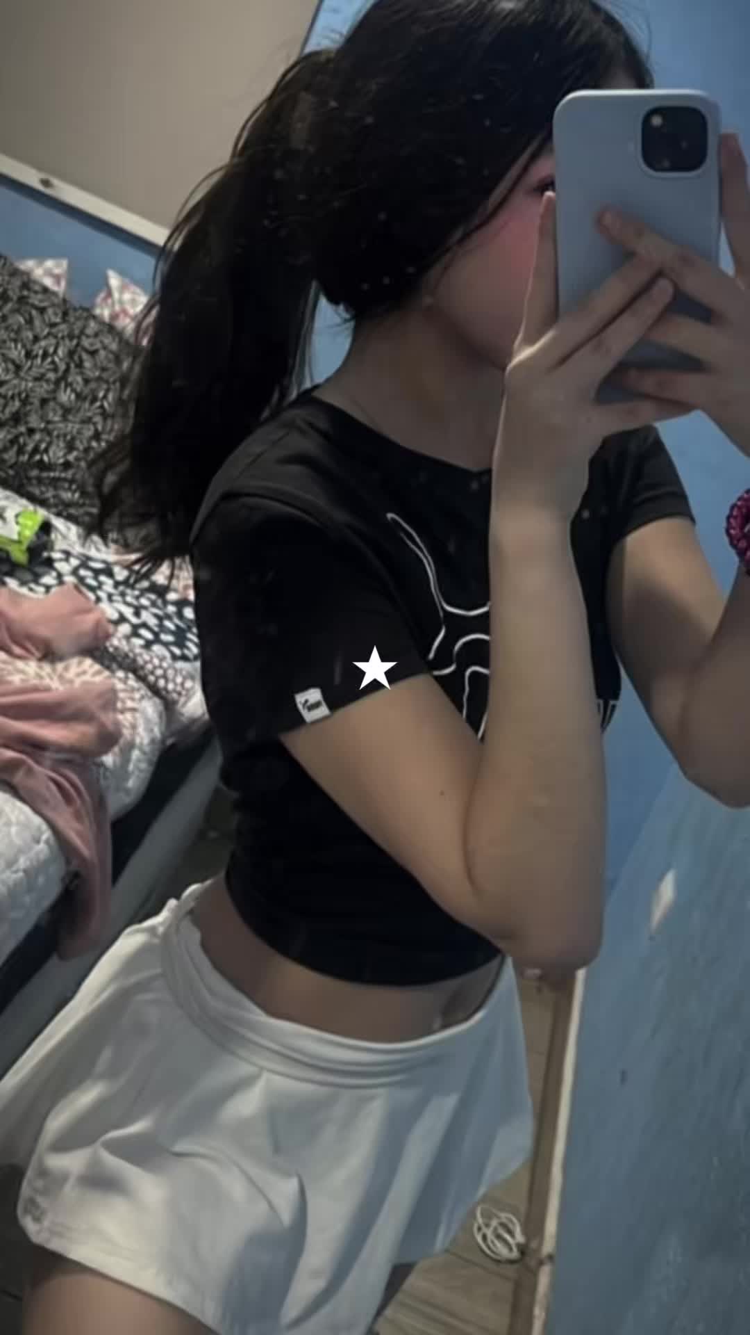 @𝒩𝒶𝑜𝓂𝒴 🎀