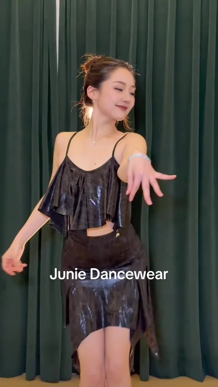 @Junie Dancewear