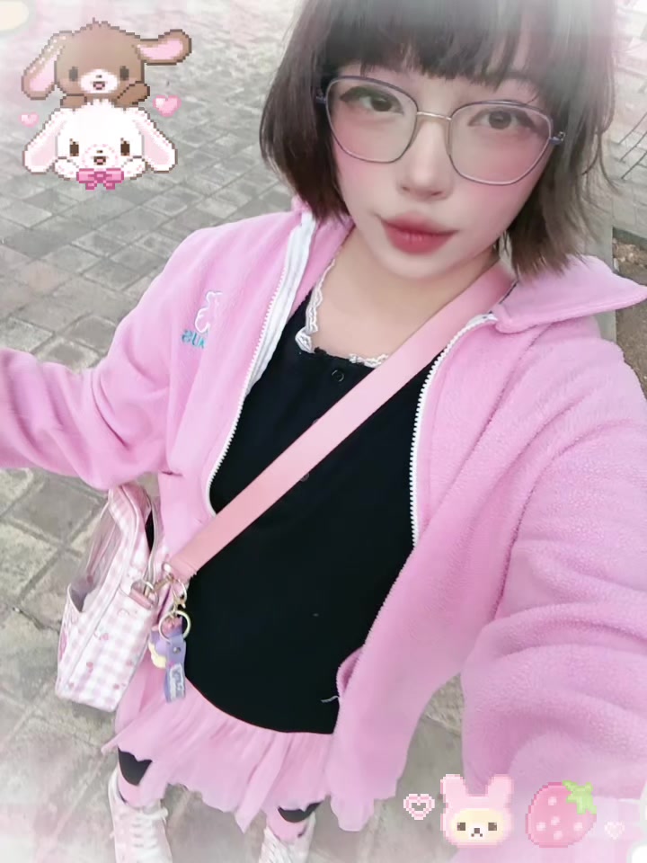 @LunaVal