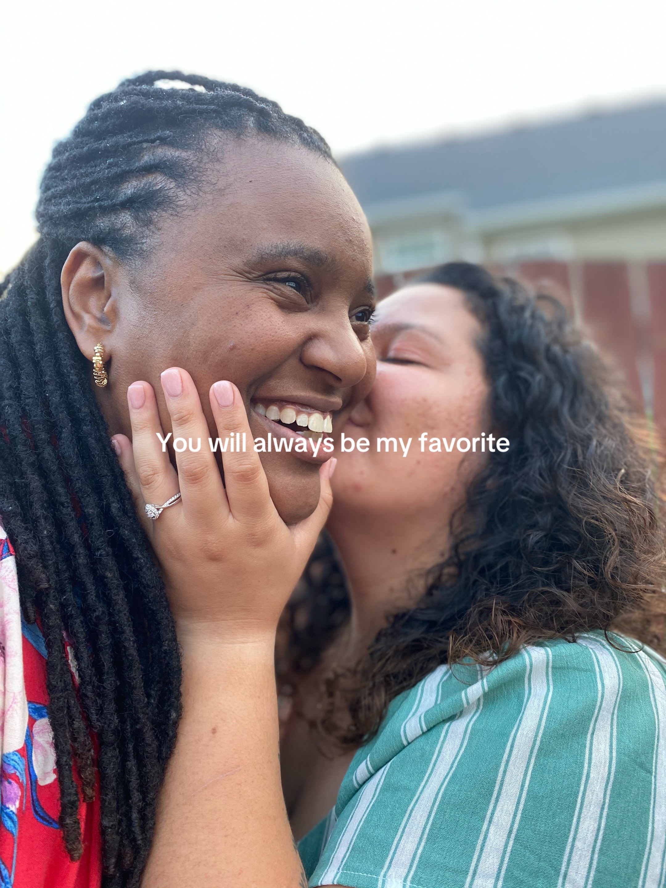 @Paula | Wife + Twin Mama