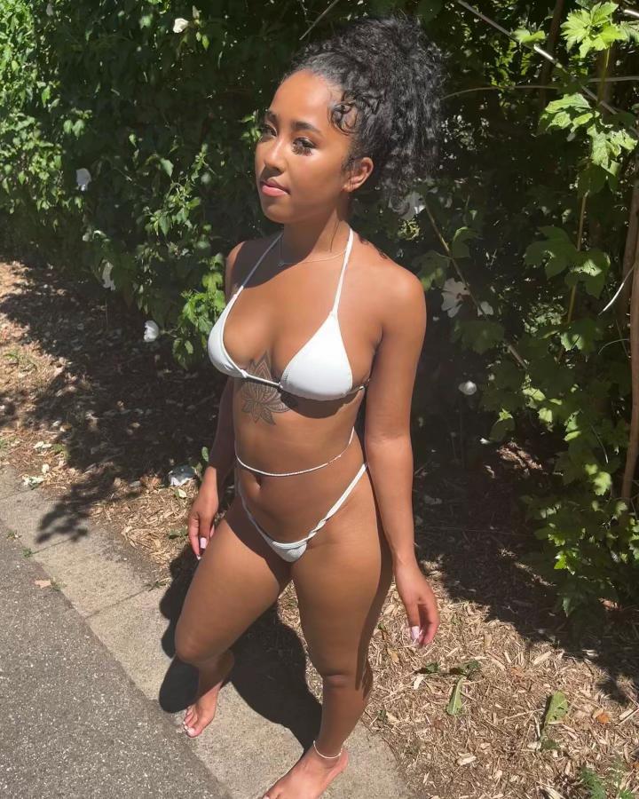 @Ziazwina