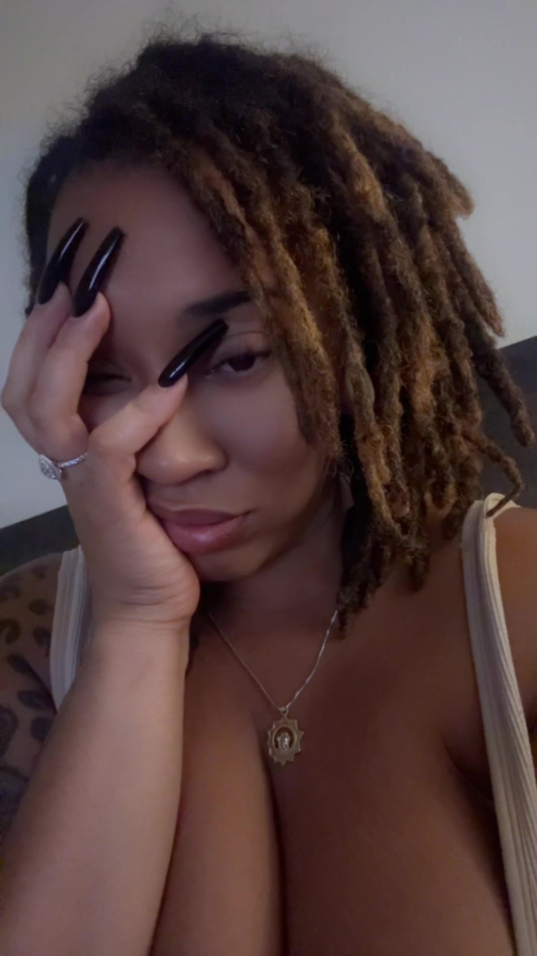 @Jasmine_Beenraw