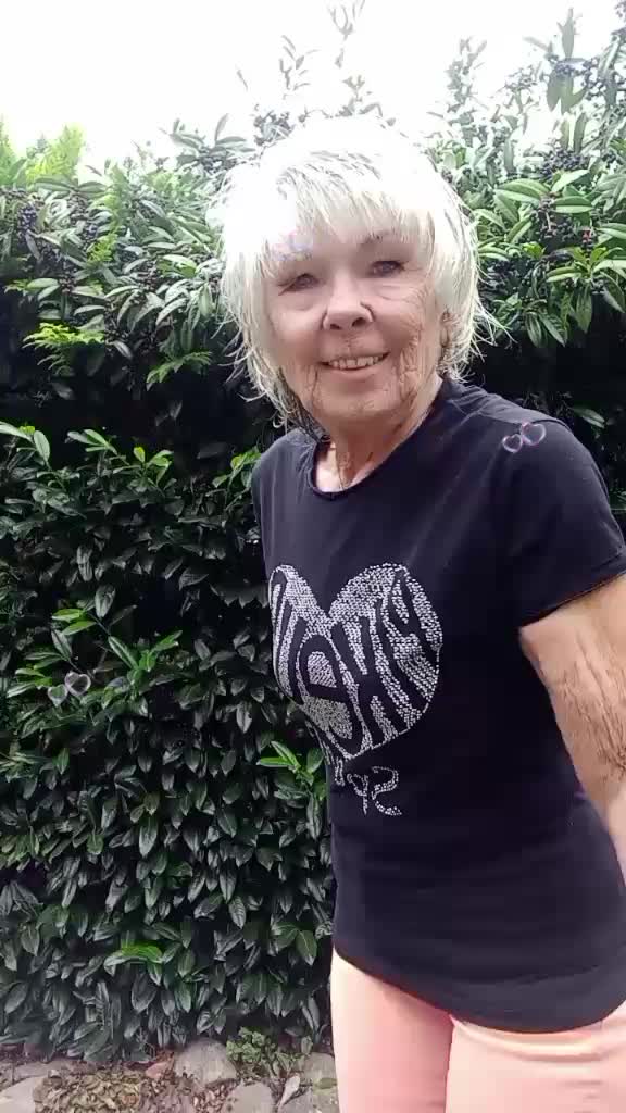 @Kleine Sch&uuml;tzin  😘🥰