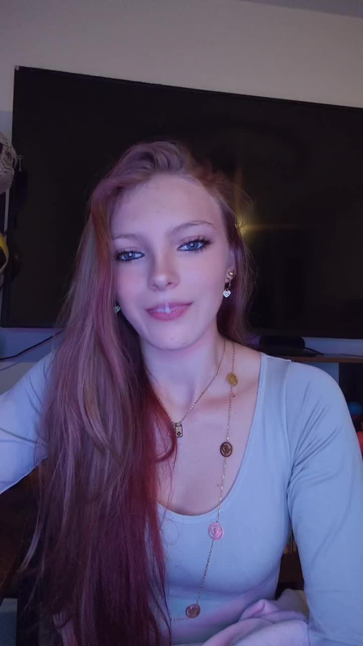 @♡ 𝓬𝓵𝓪𝓻𝓪-𝓶𝓪𝓭𝓲𝓼𝓸𝓷 ♡