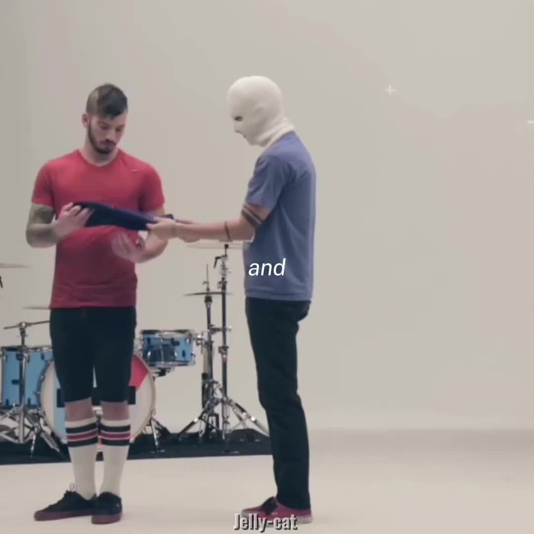 @𝑱𝒆𝒍𝒍𝒚-𝒄𝒂𝒕 ⊬