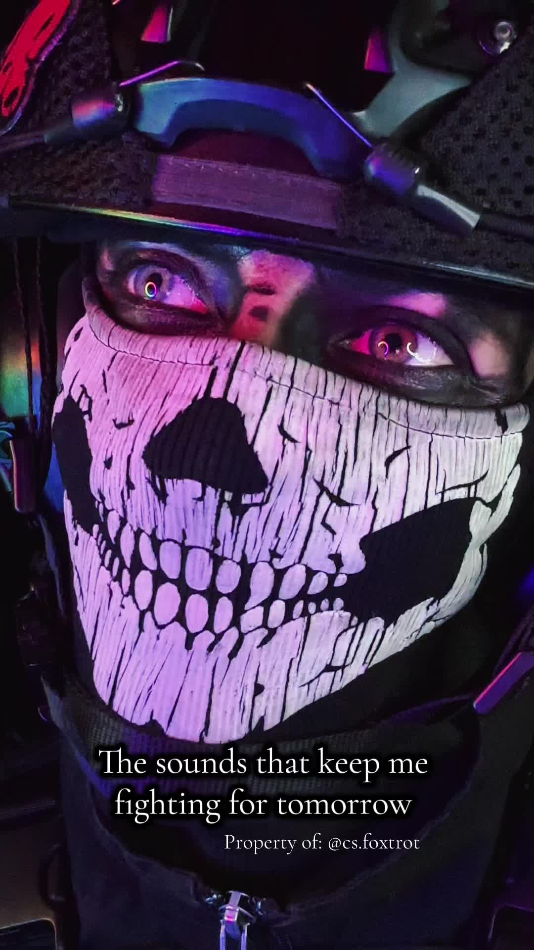 @FOXTROT ☠️🔥
