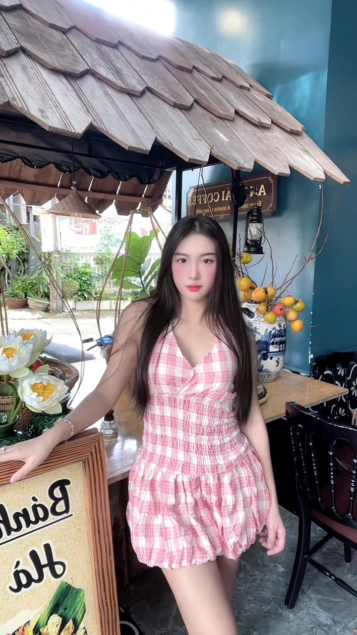 @Phượng th&iacute;ch ngắm m&acirc;y