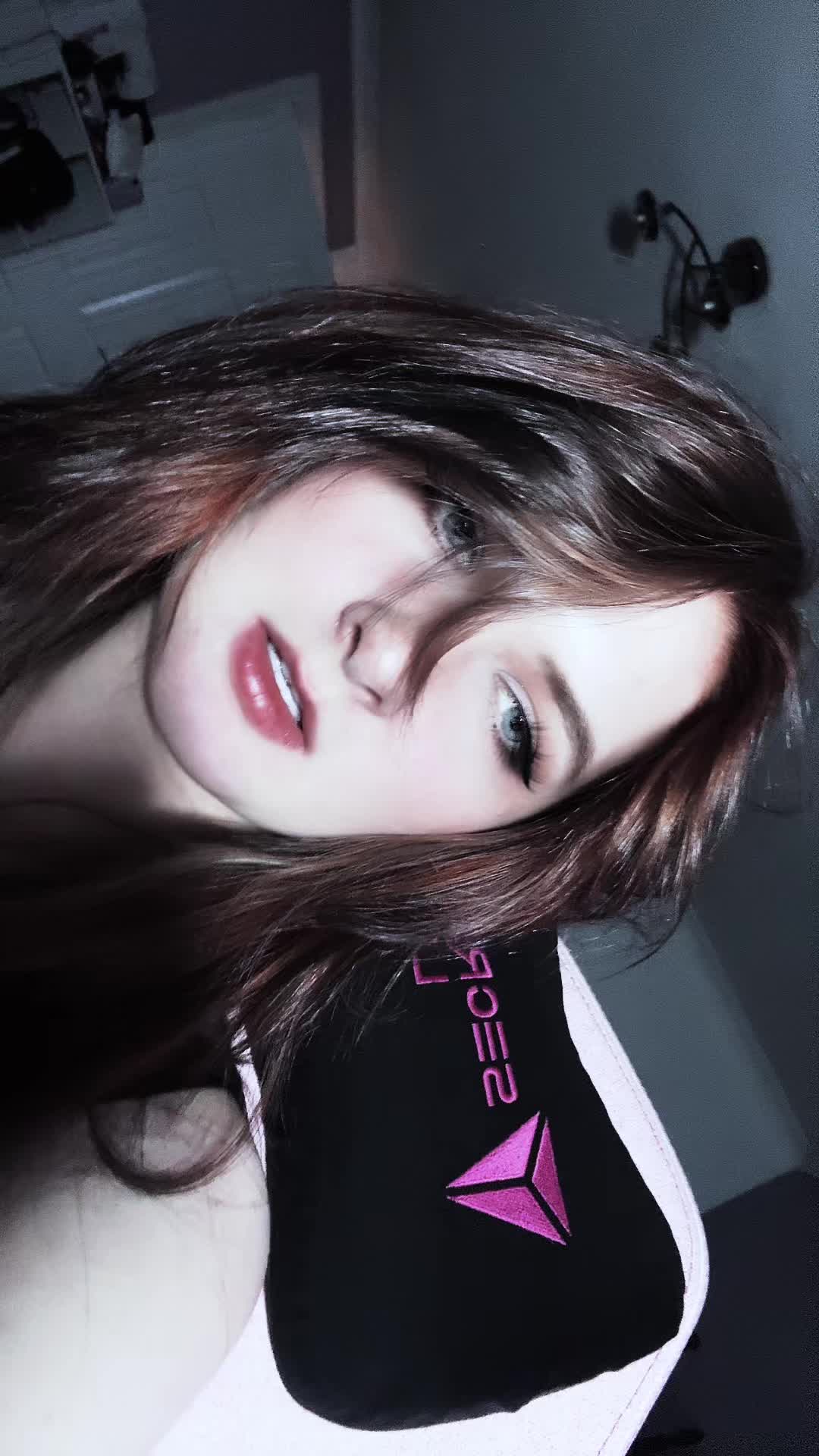 @Lily/liwynx