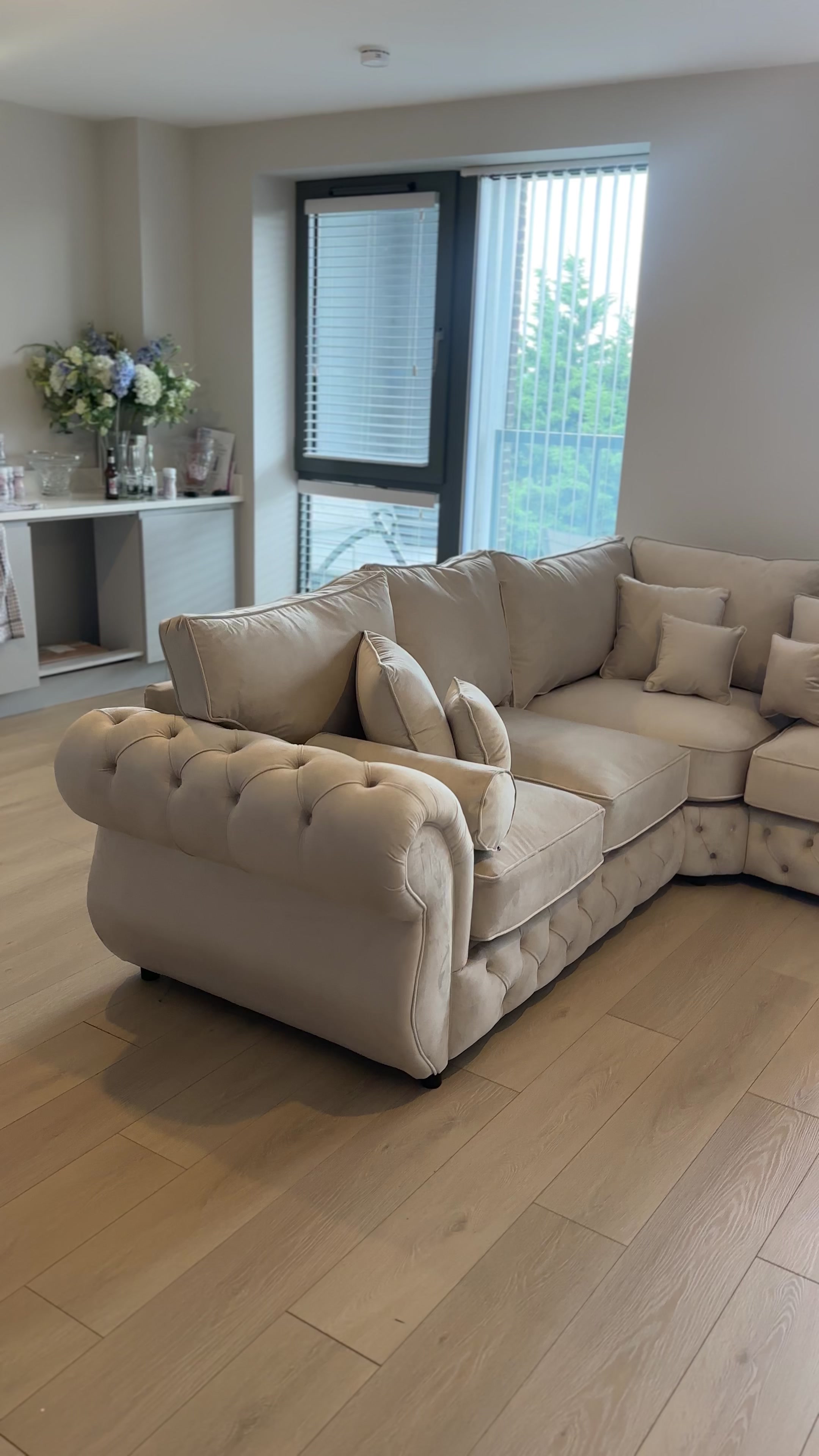 @Furniture Bros Ltd i.e