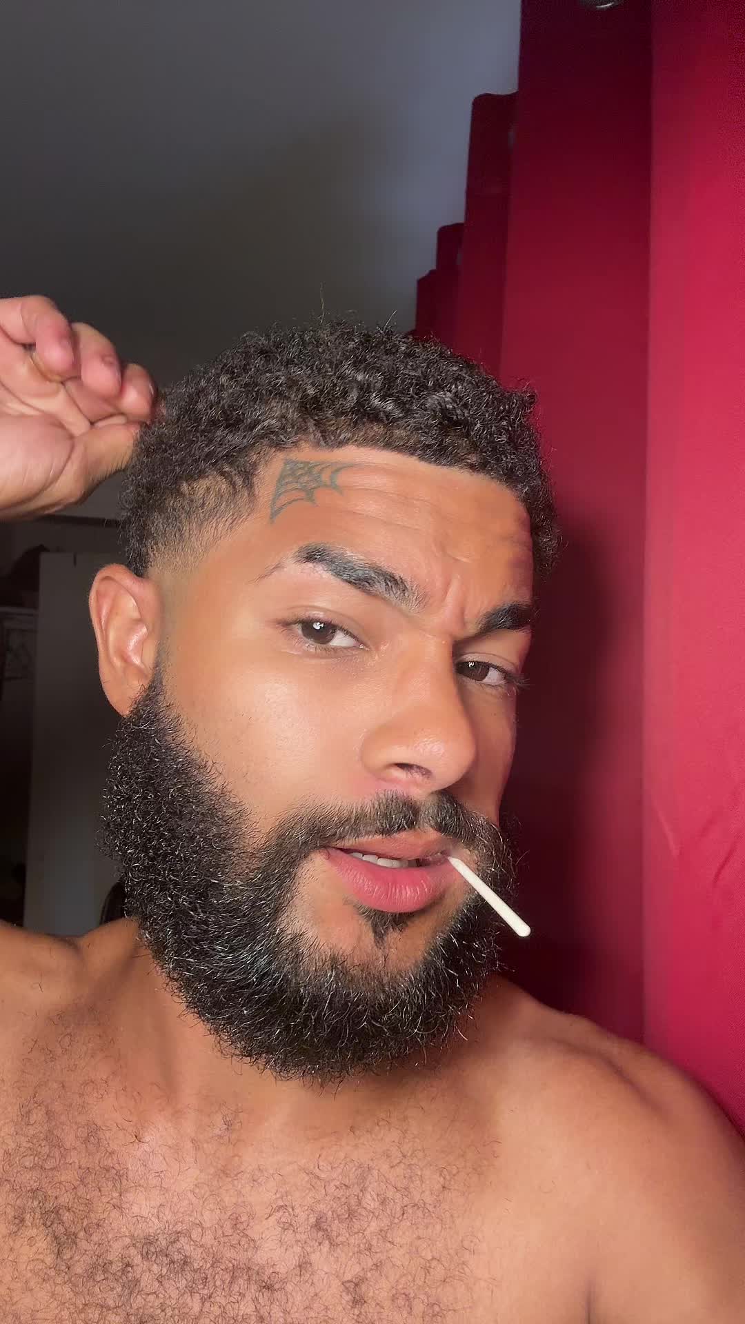 @V1hunnid
