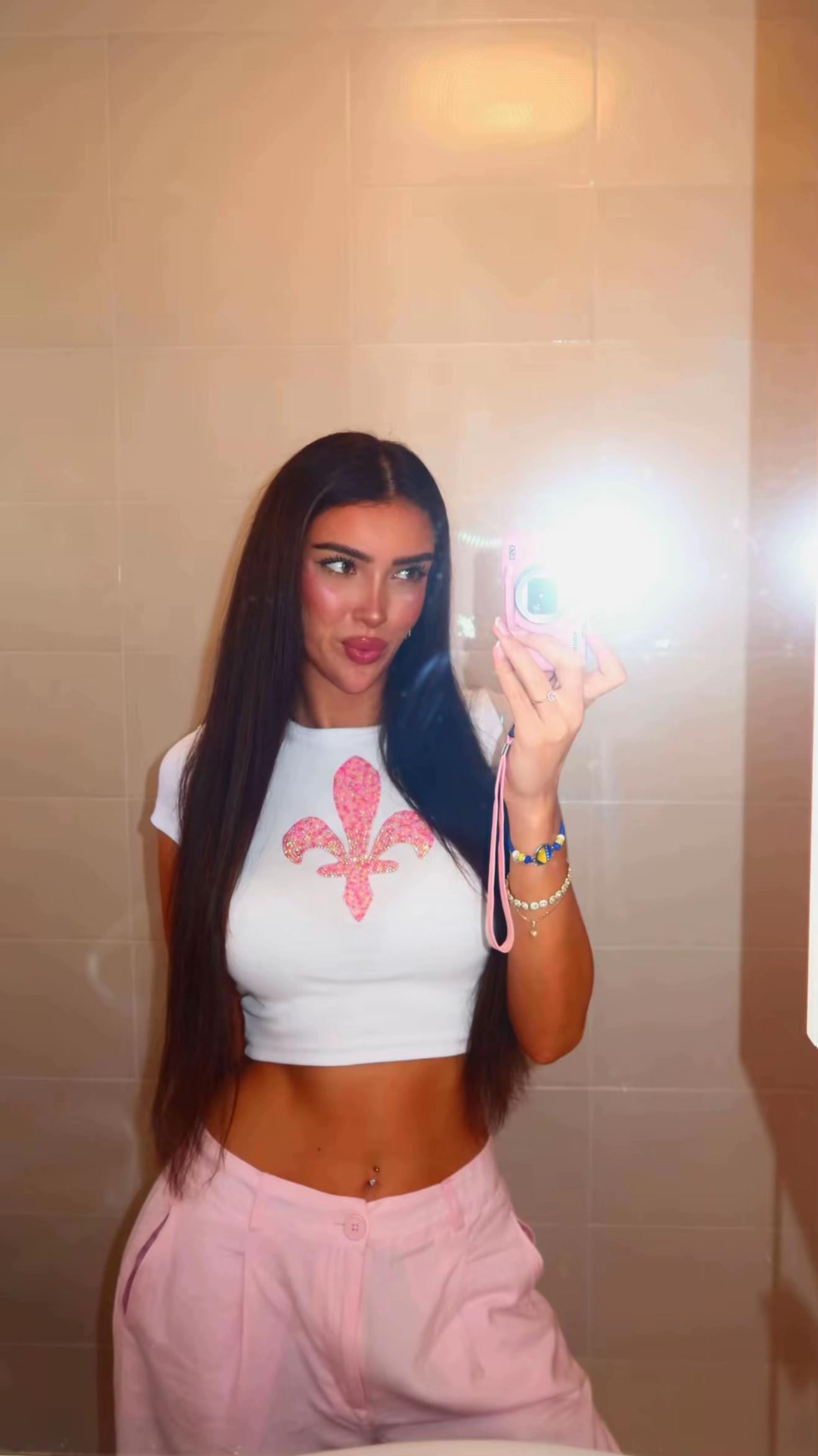 @𝐬𝐚𝐦𝐫𝐢𝐜