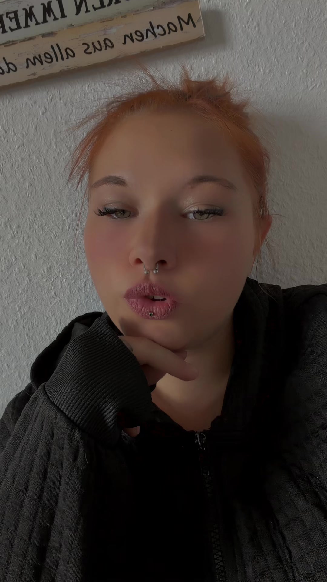 @x.seinefrau.x04