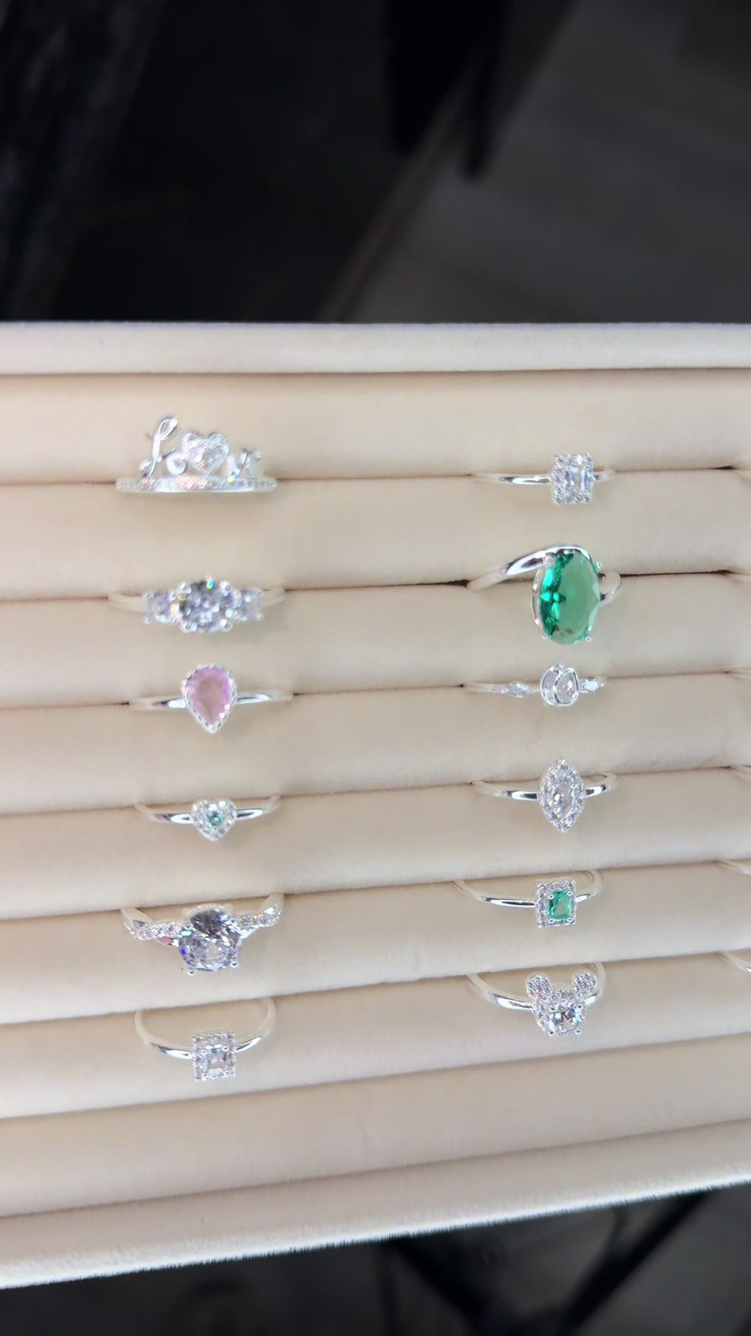 @Ammira.store