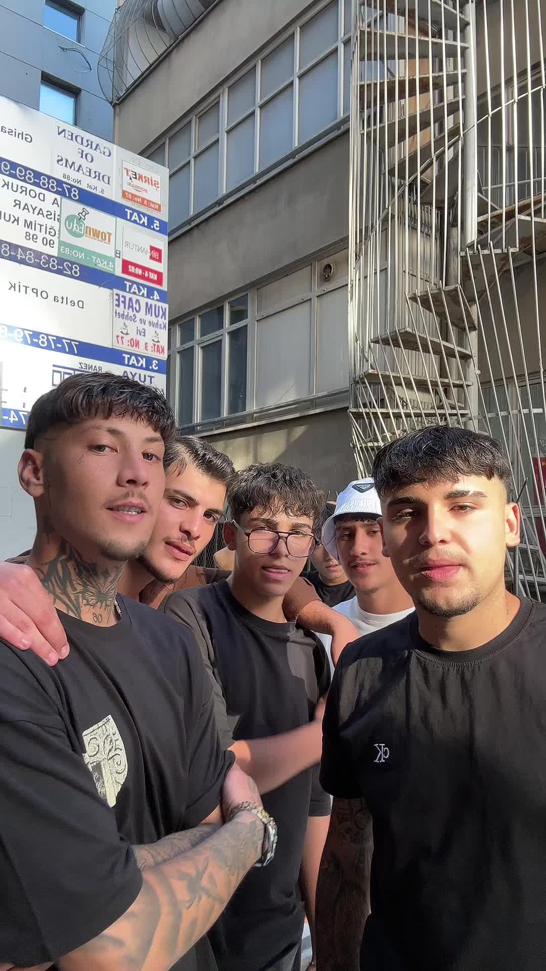 @Mertnzm