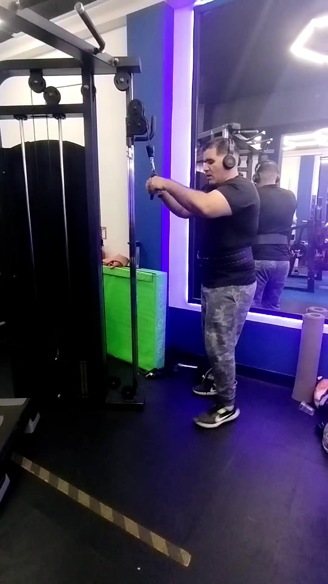 @Zaru