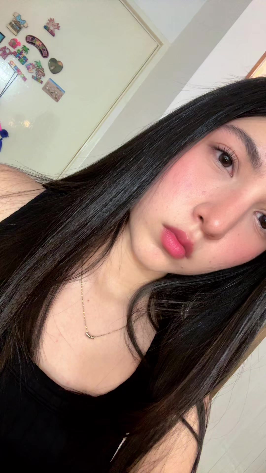 @Vicky4n