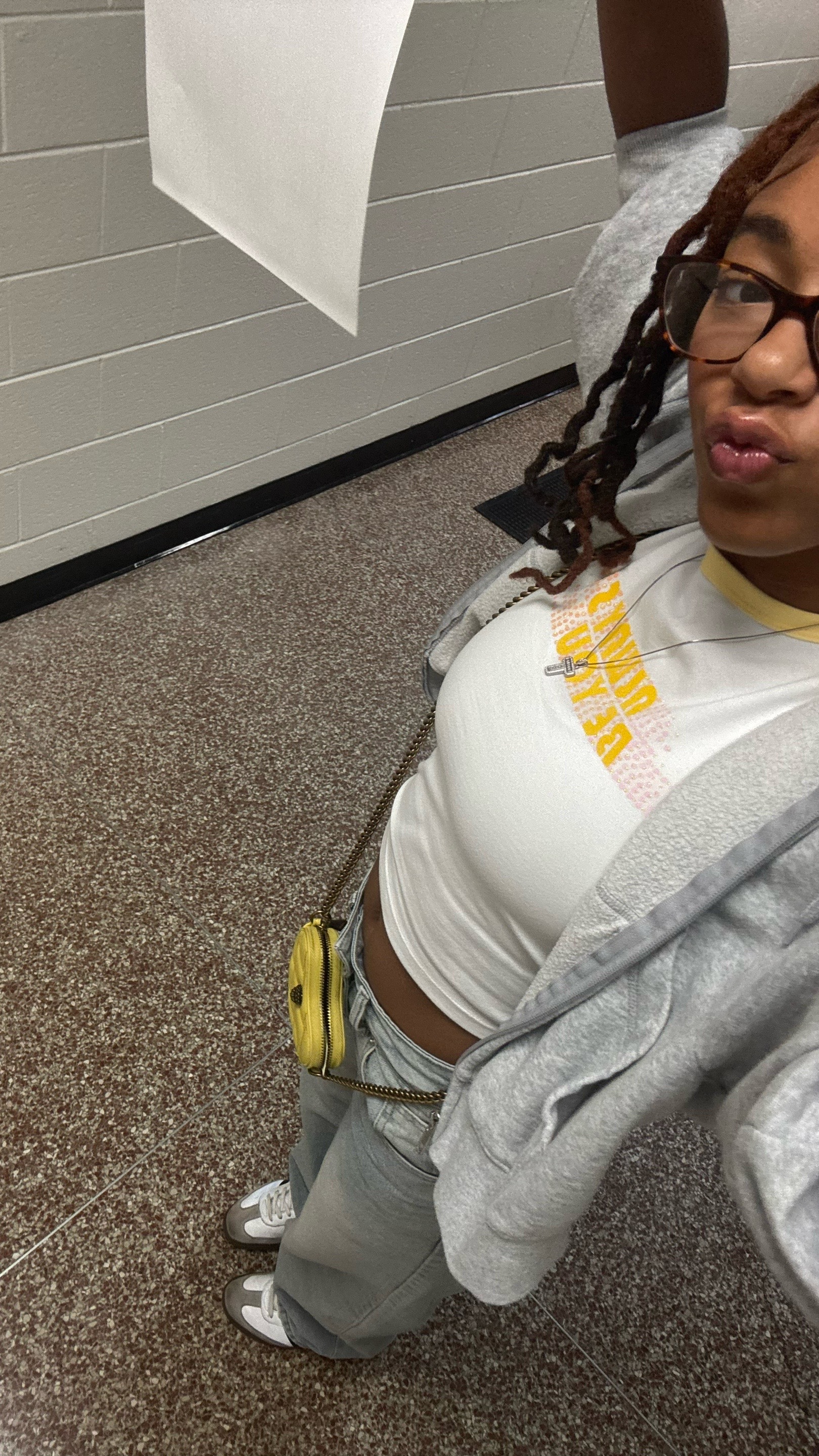 @lightskinfinstaaa_