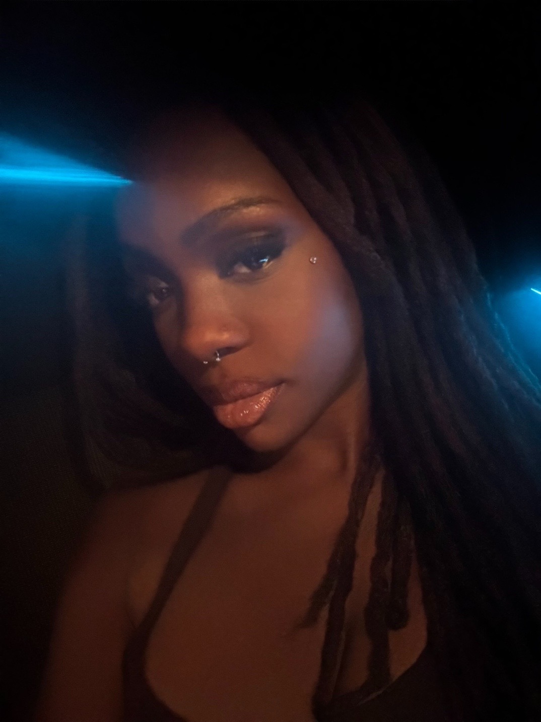 @Maya🇬🇭